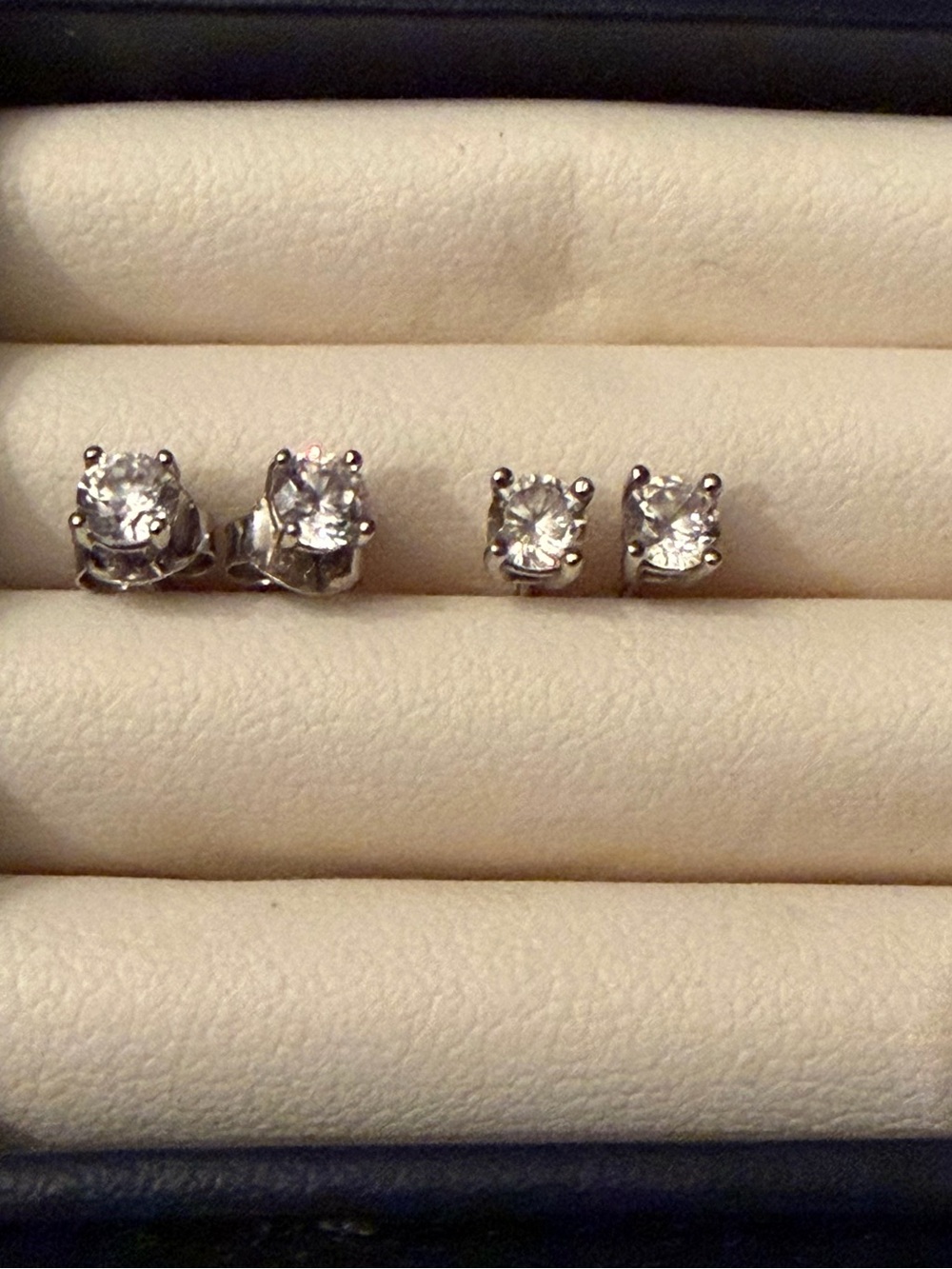 2 Pairs of Cubic Zirconia Stud Earrings in Silver